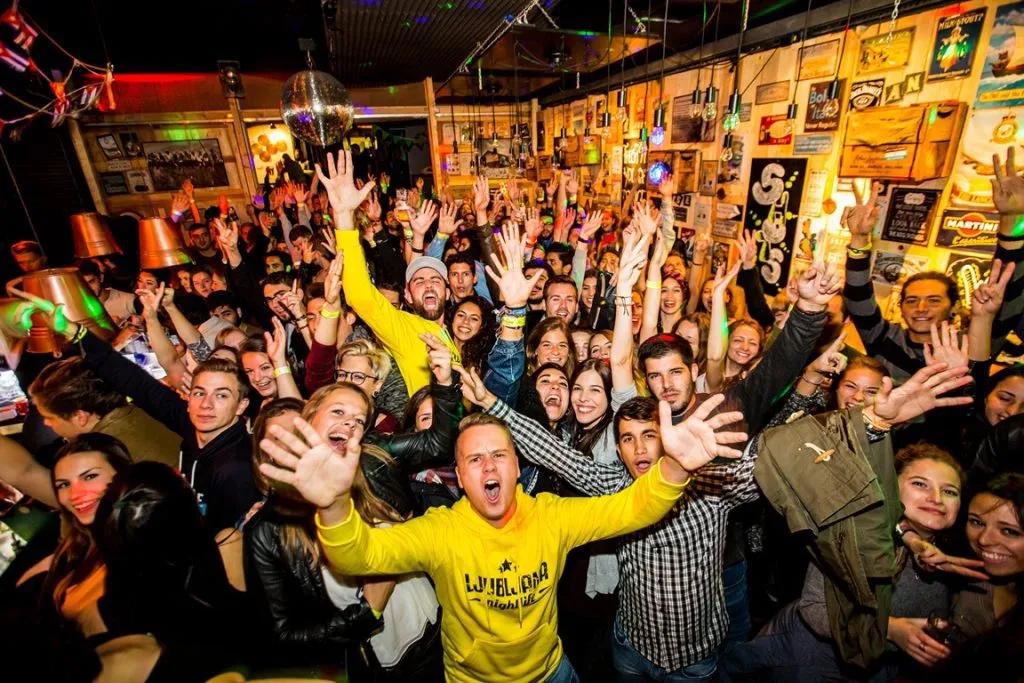 hands-in-the-air-ljubljana